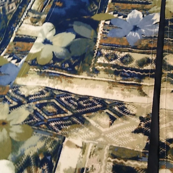 Alfred Dunner Sueded Floral 3/4 Sleeve Open Front Pocketed Jacket - Picture 4 of 10